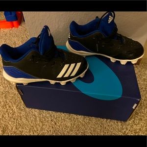 Boys Adidas cleats size 11K.